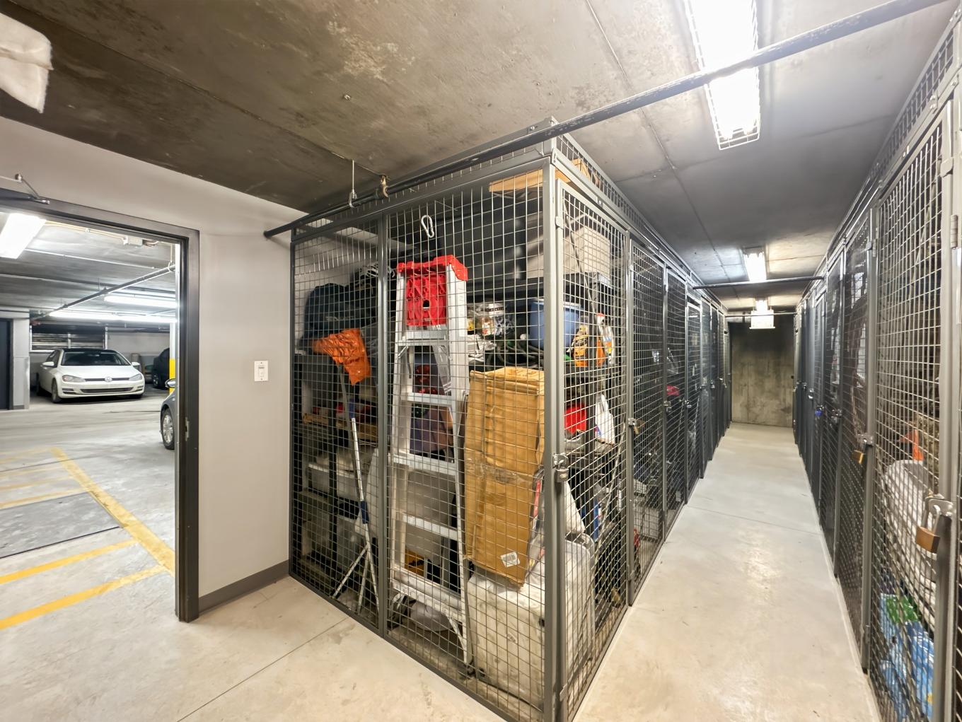 Storage - 508-9200 Rue Hochelaga, Montréal (Mercier/Hochelaga-Maisonneuve), QC - Indoor With Storage