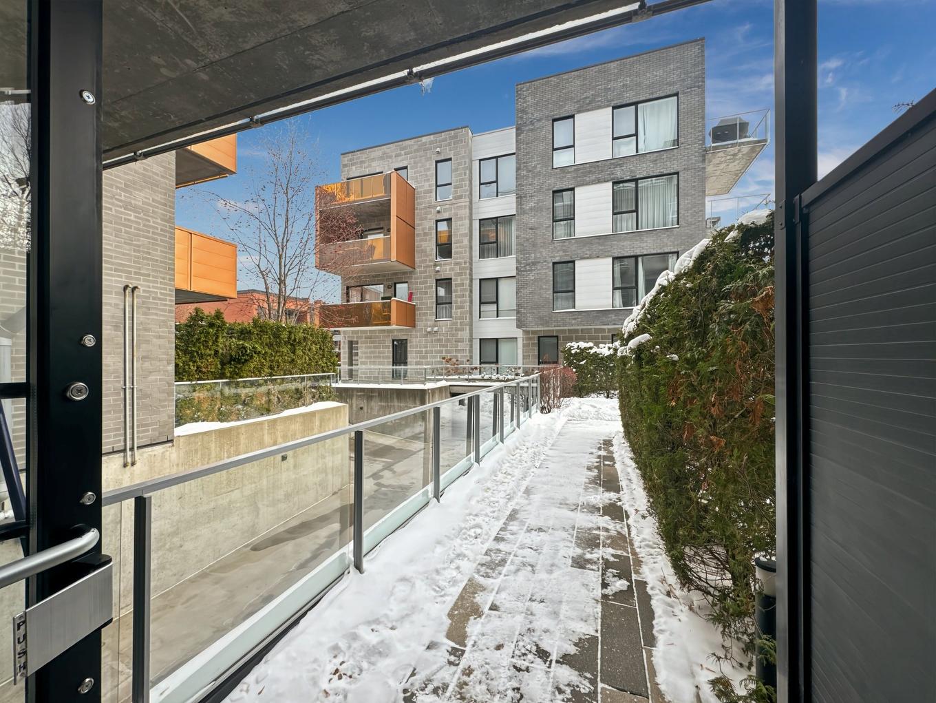 Back facade - 508-9200 Rue Hochelaga, Montréal (Mercier/Hochelaga-Maisonneuve), QC - Outdoor With Balcony With Exterior