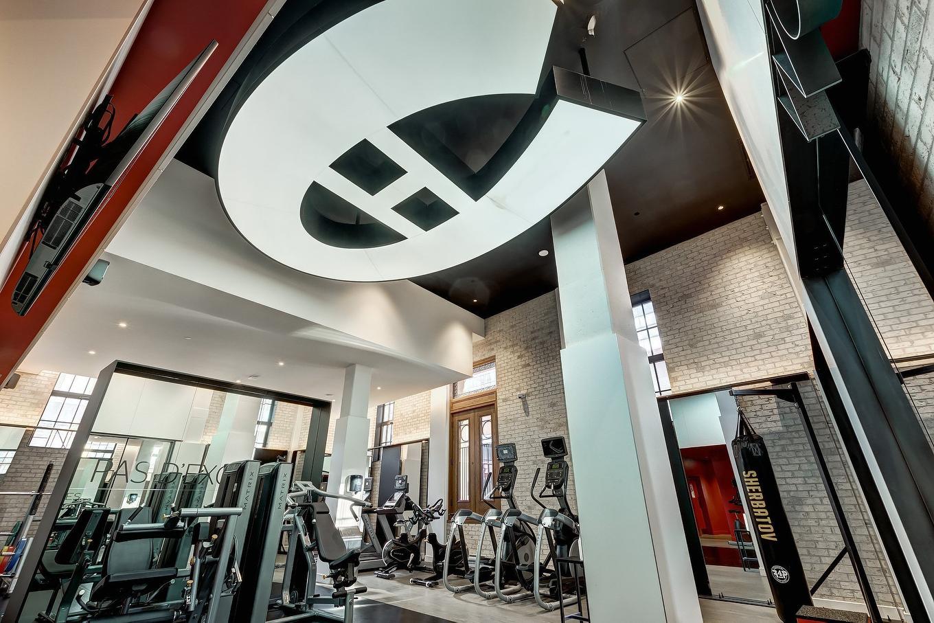 Exercise room - 507-1288 Rue St-Antoine O., Montréal (Ville-Marie), QC - Indoor Photo Showing Gym Room