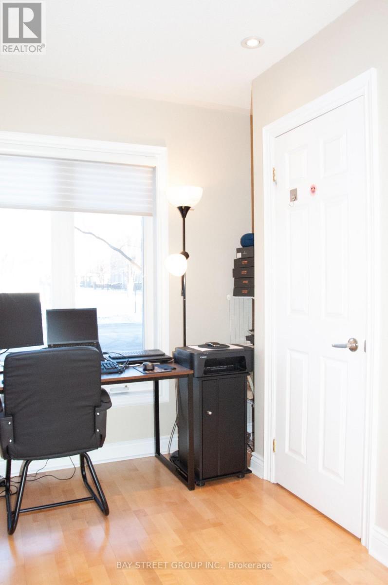 57 Galleria Parkway, Markham, ON - Indoor Photo Showing Office