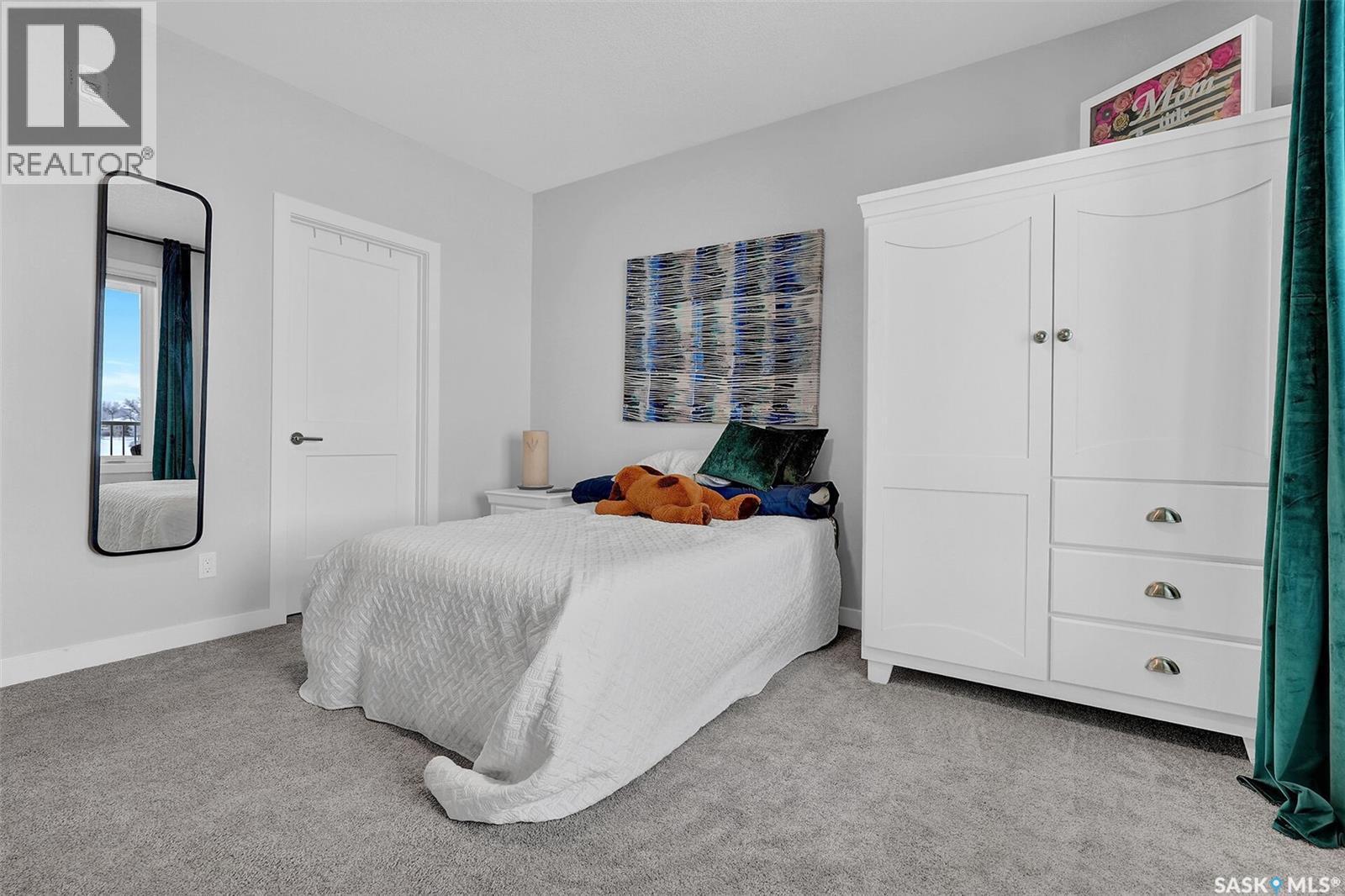 206 3581 Evans Court, Regina, SK - Indoor Photo Showing Bedroom
