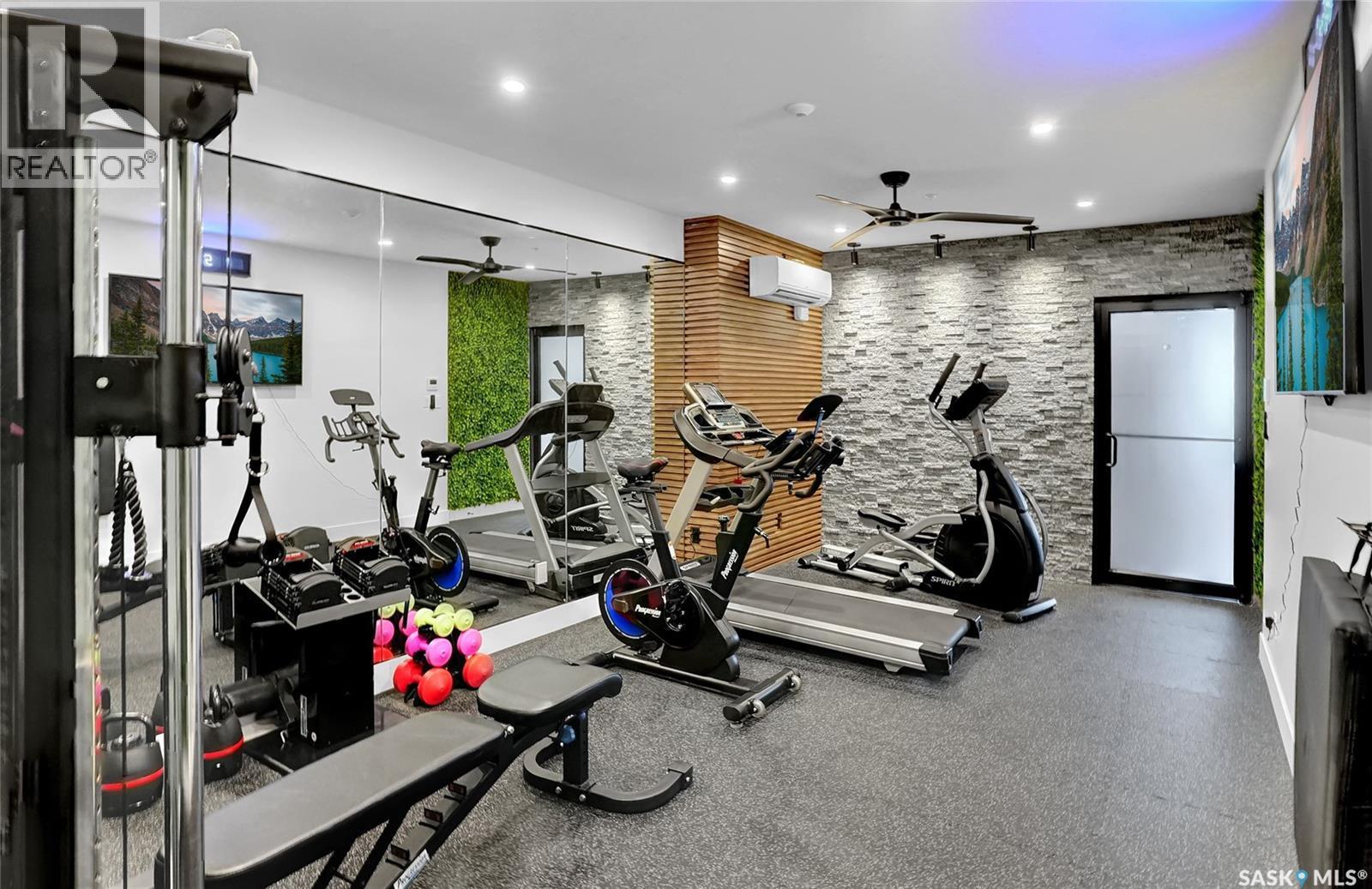 206 3581 Evans Court, Regina, SK - Indoor Photo Showing Gym Room