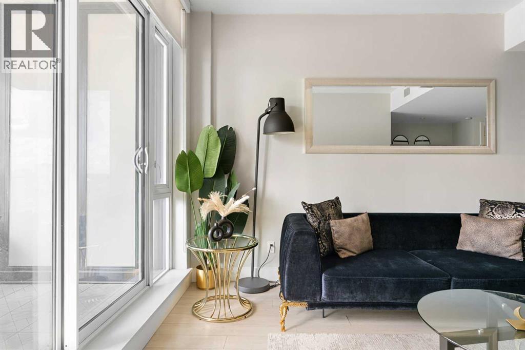 808, 1188 3 Street Se, Calgary, AB - Indoor Photo Showing Living Room