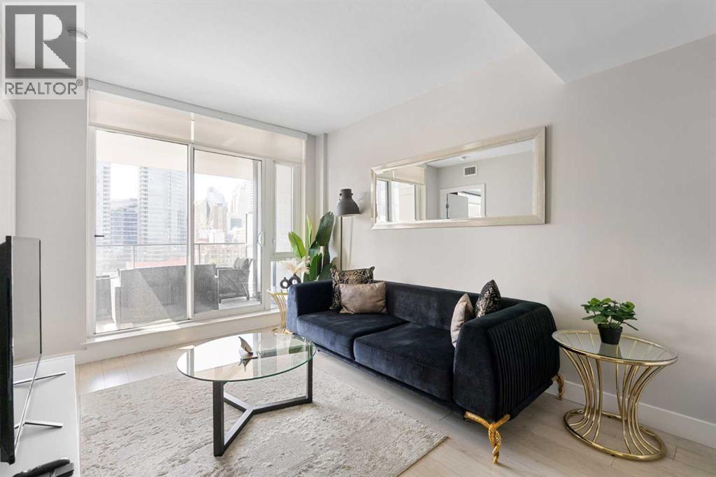 808, 1188 3 Street Se, Calgary, AB - Indoor Photo Showing Living Room