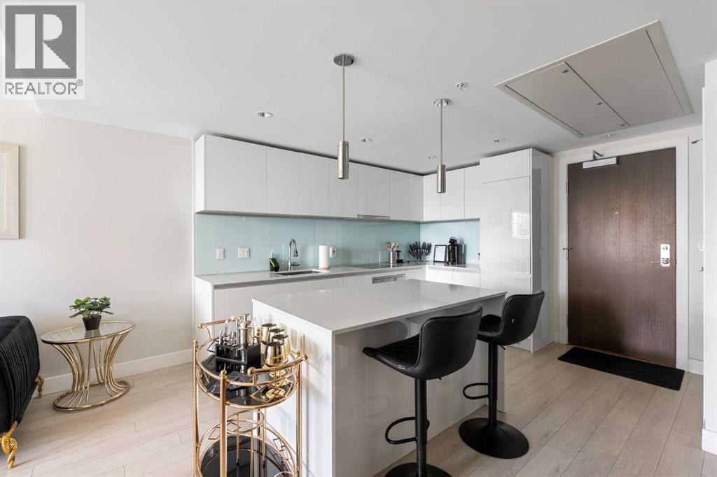 808, 1188 3 Street Se, Calgary, AB - Indoor Photo Showing Kitchen With Upgraded Kitchen