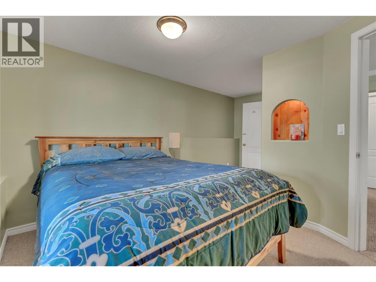 3008 Quail Crescent, Kelowna, BC - Indoor Photo Showing Bedroom