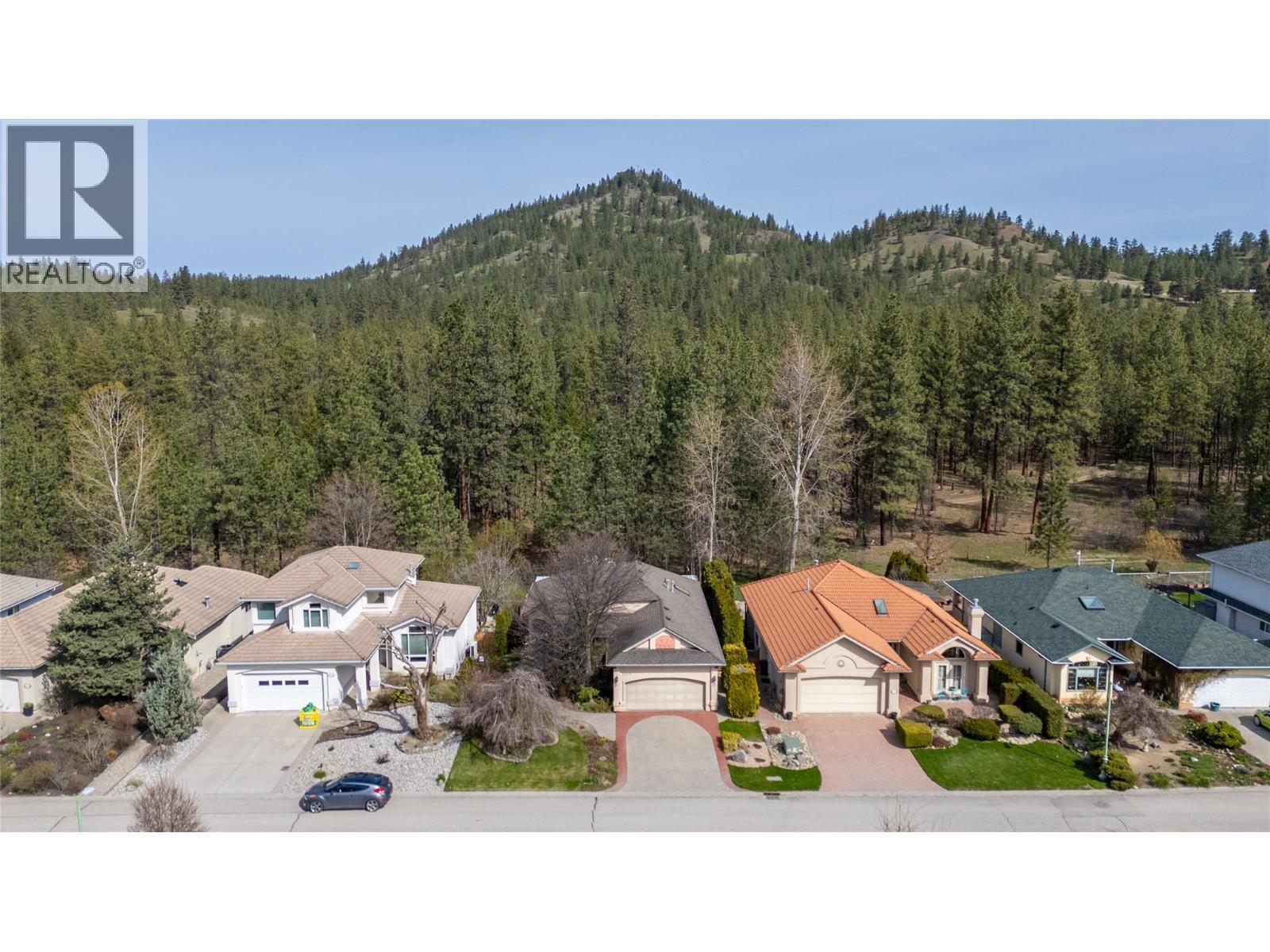 3008 Quail Crescent, Kelowna, BC - Outdoor With View