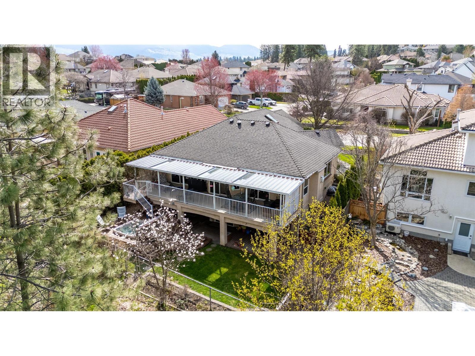 3008 Quail Crescent, Kelowna, BC - Outdoor With Deck Patio Veranda