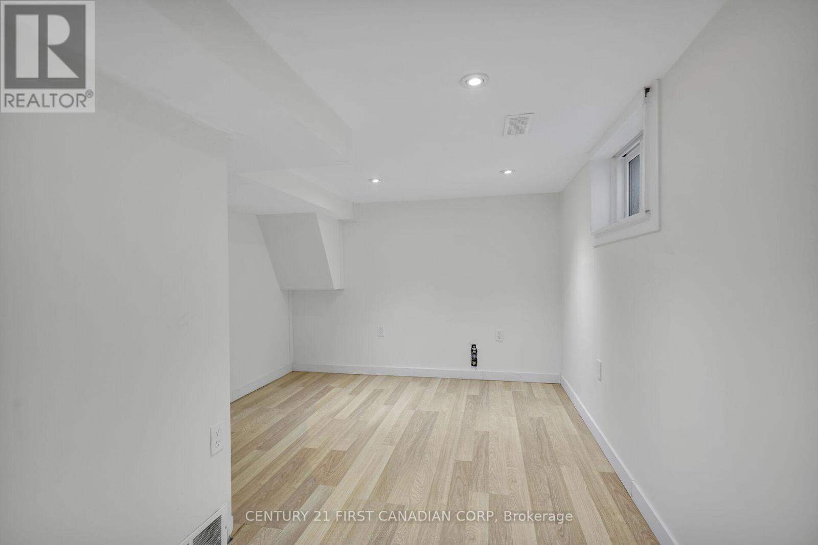 4279 South Routledge Road, London South (South V), ON - Indoor Photo Showing Other Room