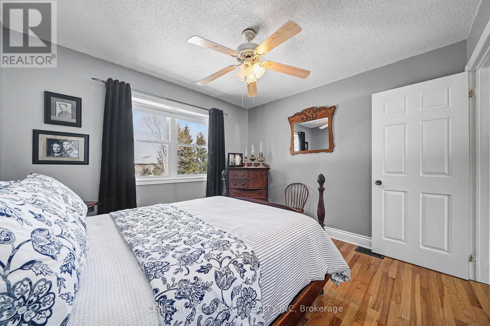 1104 Drummond Concession 1 Road, Drummond/North Elmsley, ON - Indoor Photo Showing Bedroom