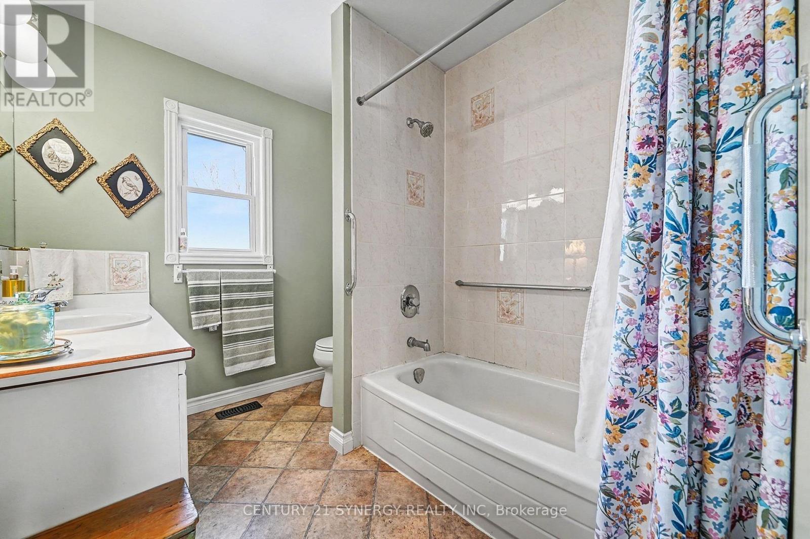 1104 Drummond Concession 1 Road, Drummond/North Elmsley, ON - Indoor Photo Showing Bathroom