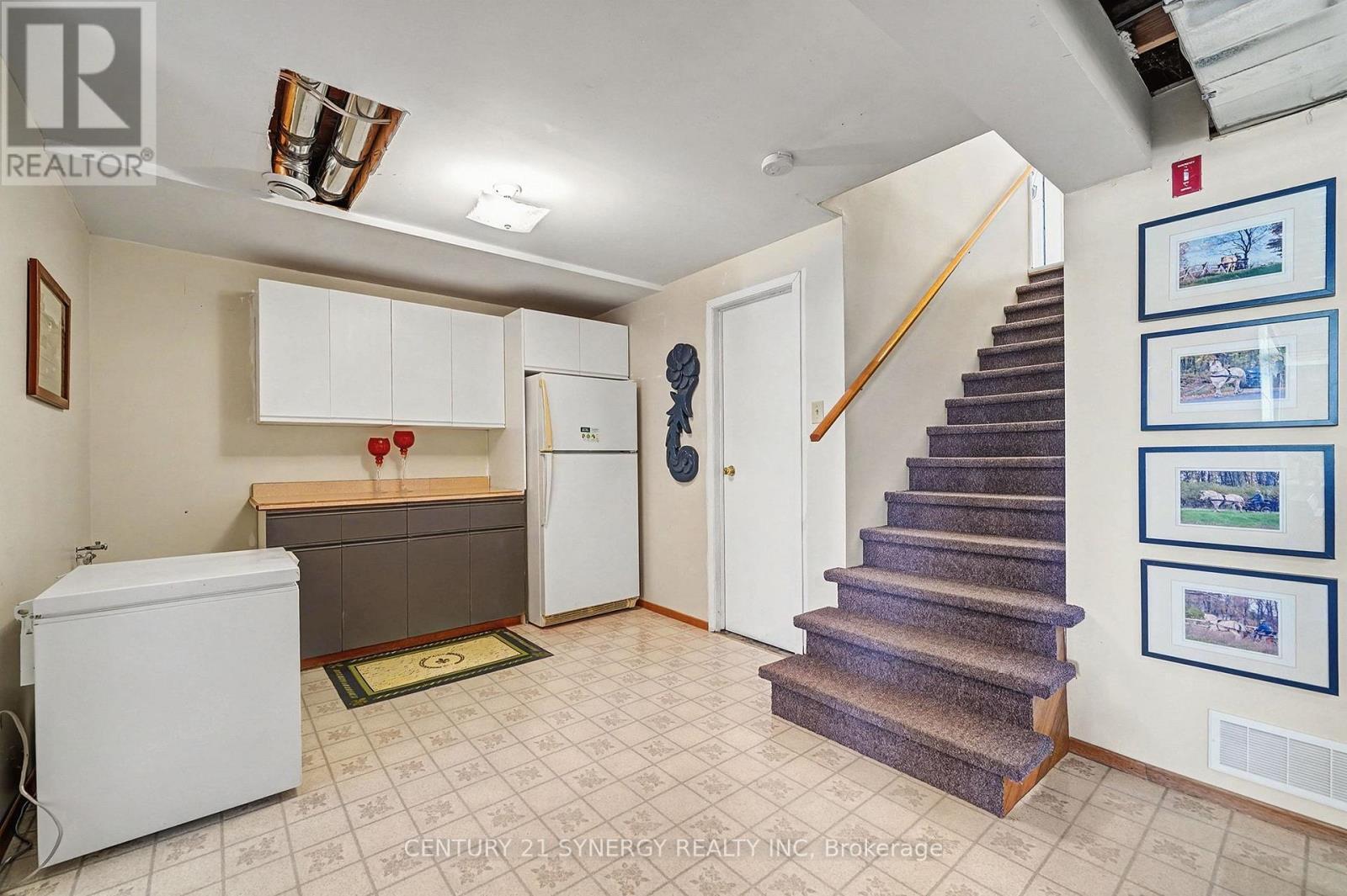 1104 Drummond Concession 1 Road, Drummond/North Elmsley, ON - Indoor Photo Showing Laundry Room