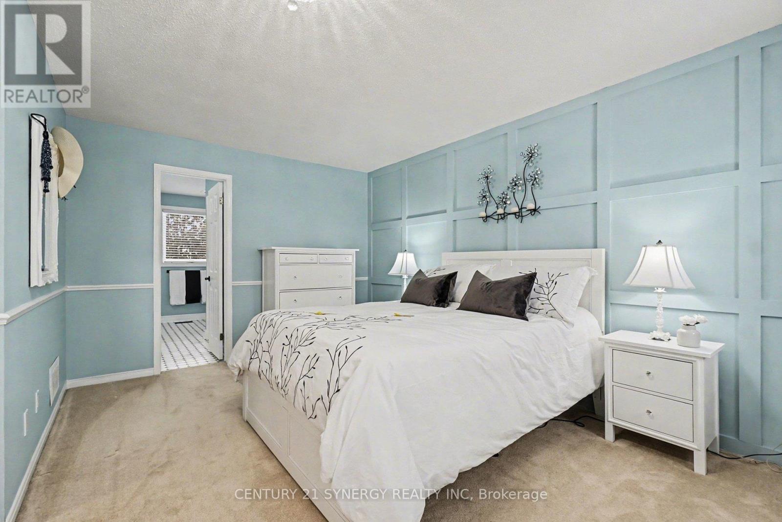 1916 Leclair Crescent, Ottawa, ON - Indoor Photo Showing Bedroom