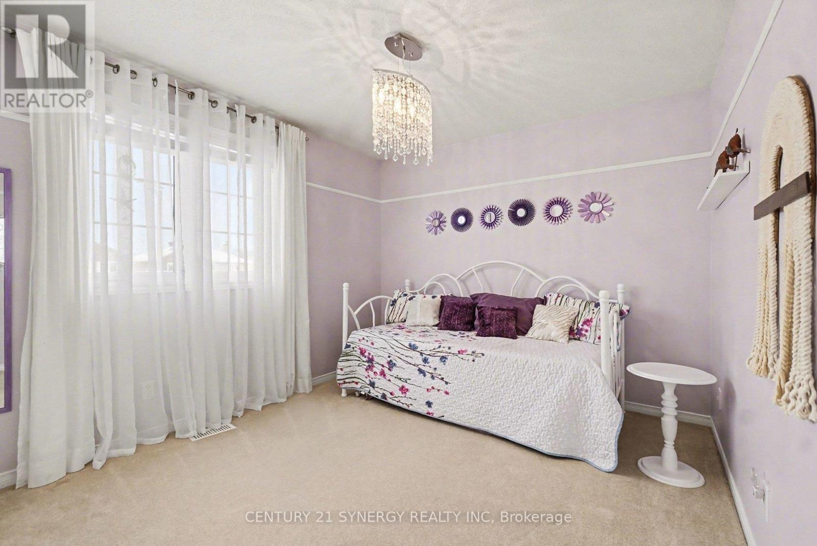 1916 Leclair Crescent, Ottawa, ON - Indoor Photo Showing Bedroom