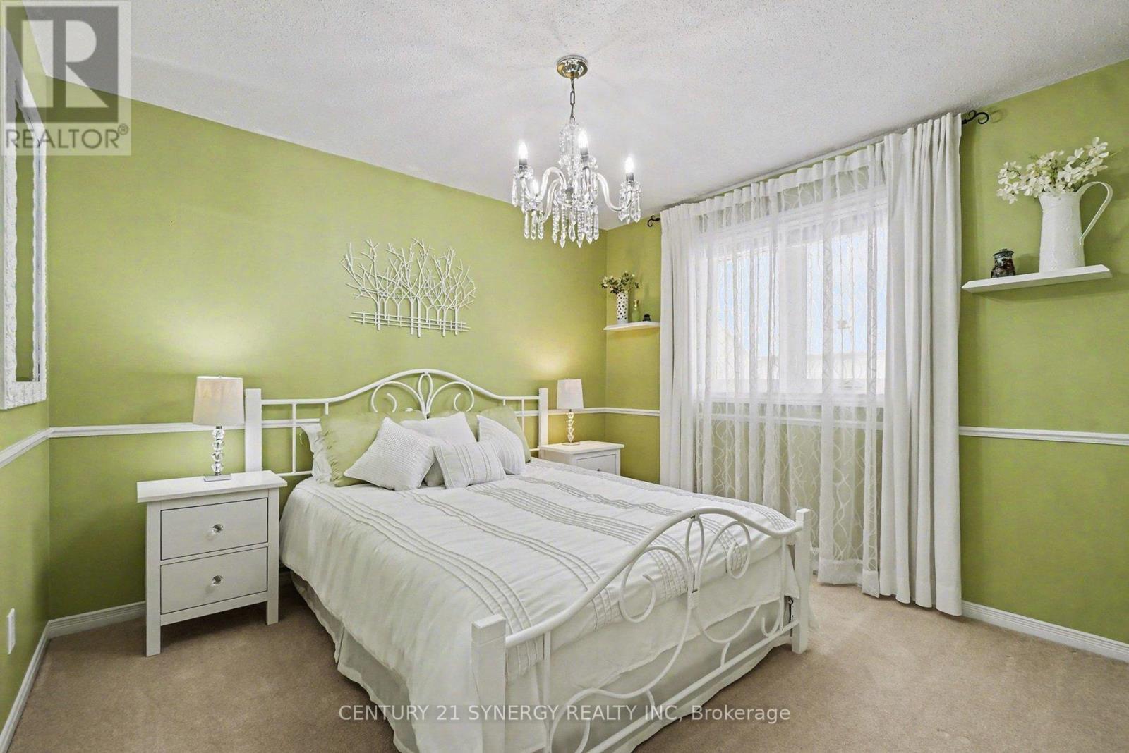 1916 Leclair Crescent, Ottawa, ON - Indoor Photo Showing Bedroom
