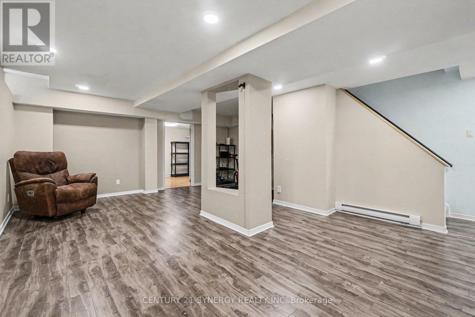 1916 Leclair Crescent, Ottawa, ON - Indoor