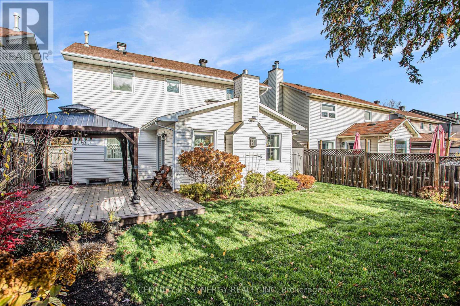 1916 Leclair Crescent, Ottawa, ON - Outdoor