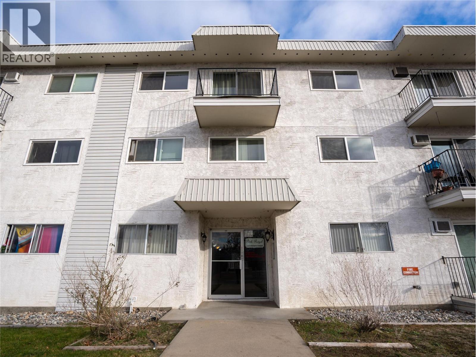 1300 Church St Street Unit# 102, Penticton, BC - Outdoor