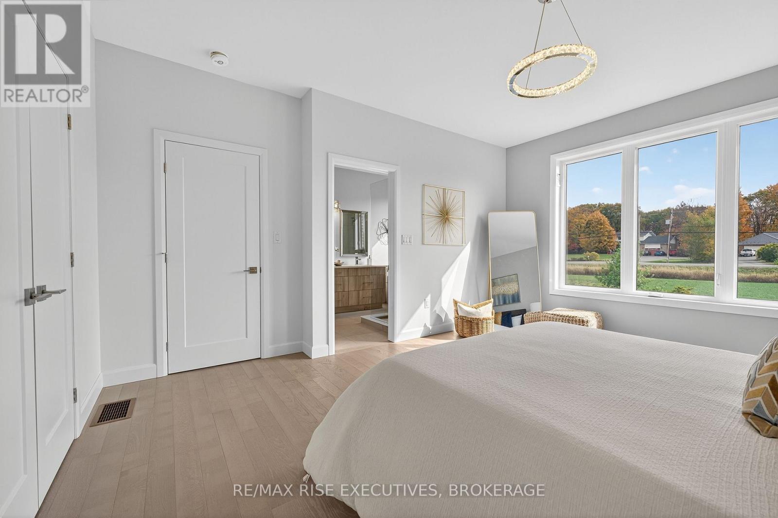 158 Summerside Drive, Frontenac (Frontenac South), ON - Indoor Photo Showing Bedroom
