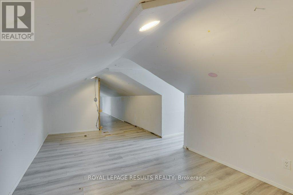 42 Redan Street, St. Thomas, ON - Indoor Photo Showing Other Room