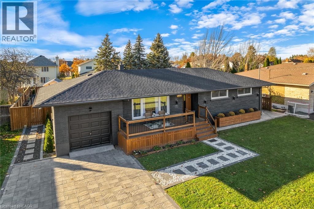 15 Andres Street, Virgil, ON - Outdoor With Deck Patio Veranda