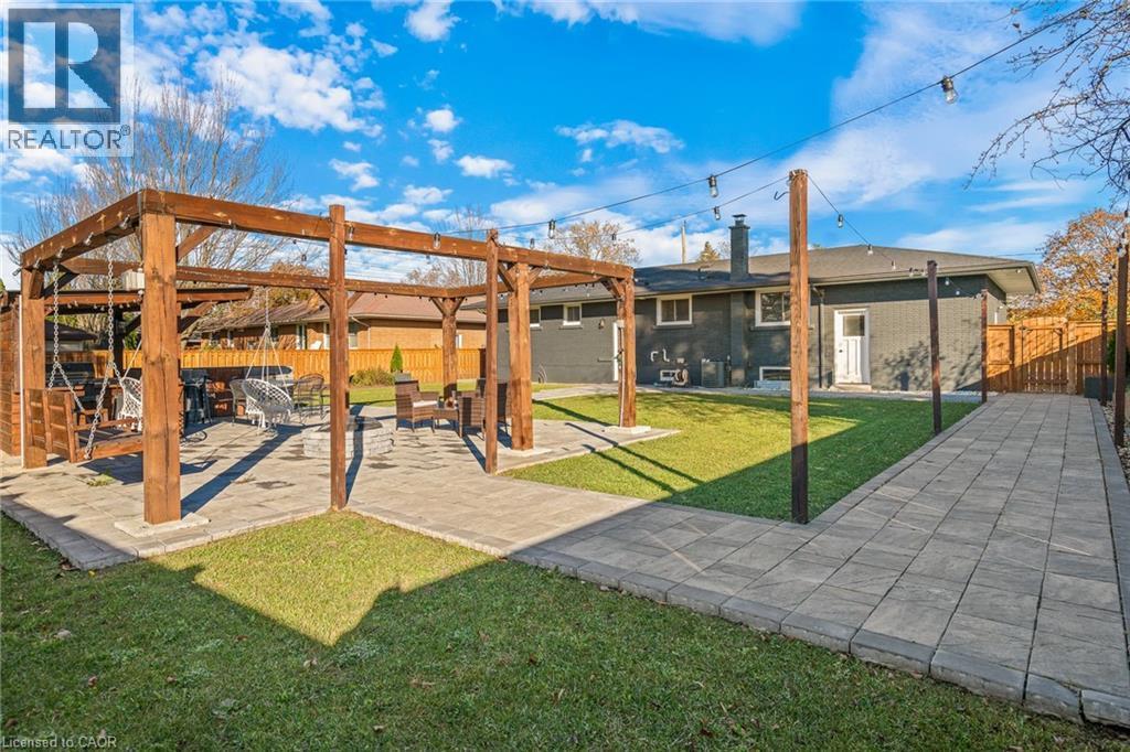 15 Andres Street, Virgil, ON - Outdoor