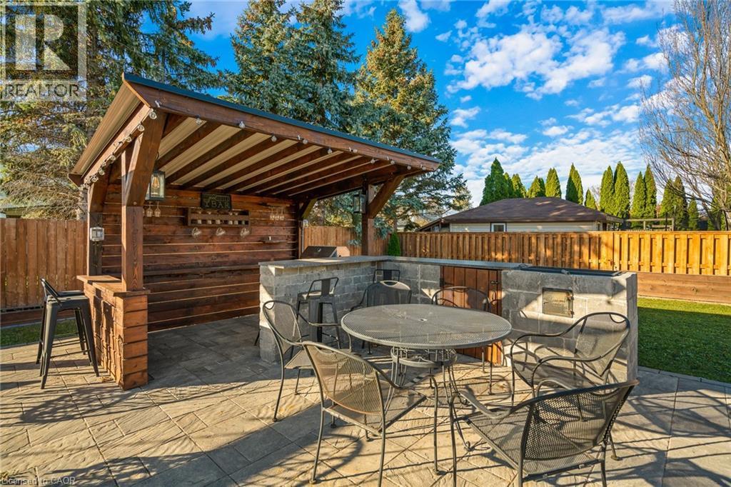 15 Andres Street, Virgil, ON - Outdoor With Deck Patio Veranda