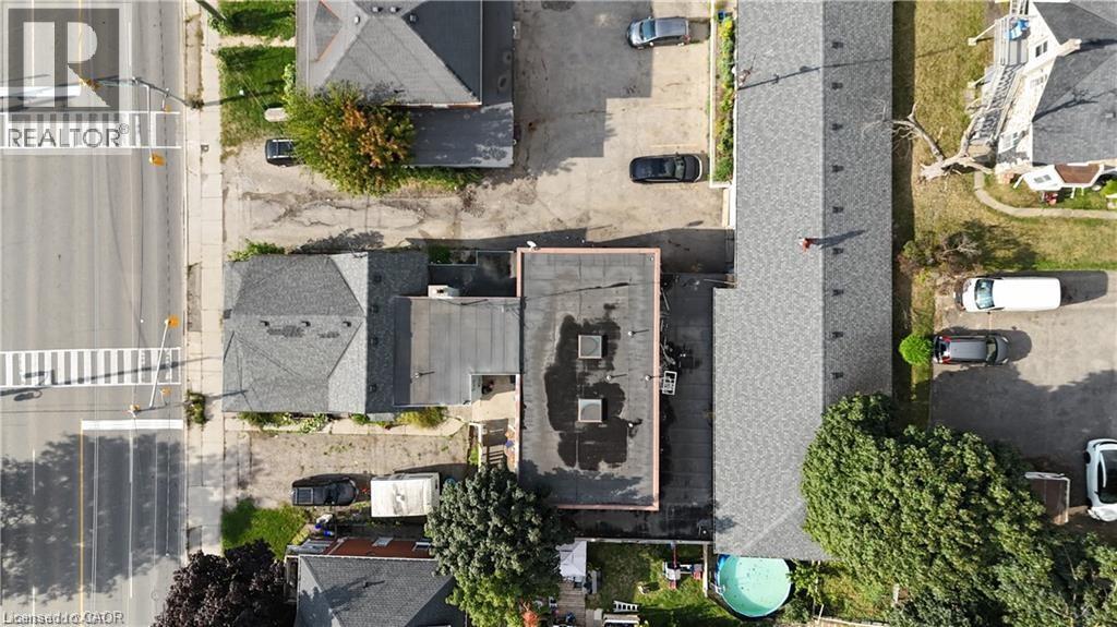 225,229,231 Water Street N, Cambridge, ON