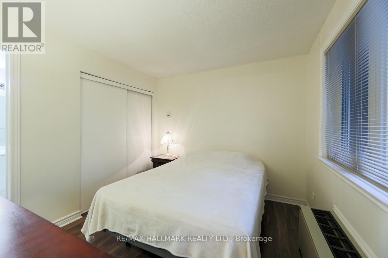 201 - 193 Lake Driveway Drive W, Ajax, ON - Indoor Photo Showing Bedroom