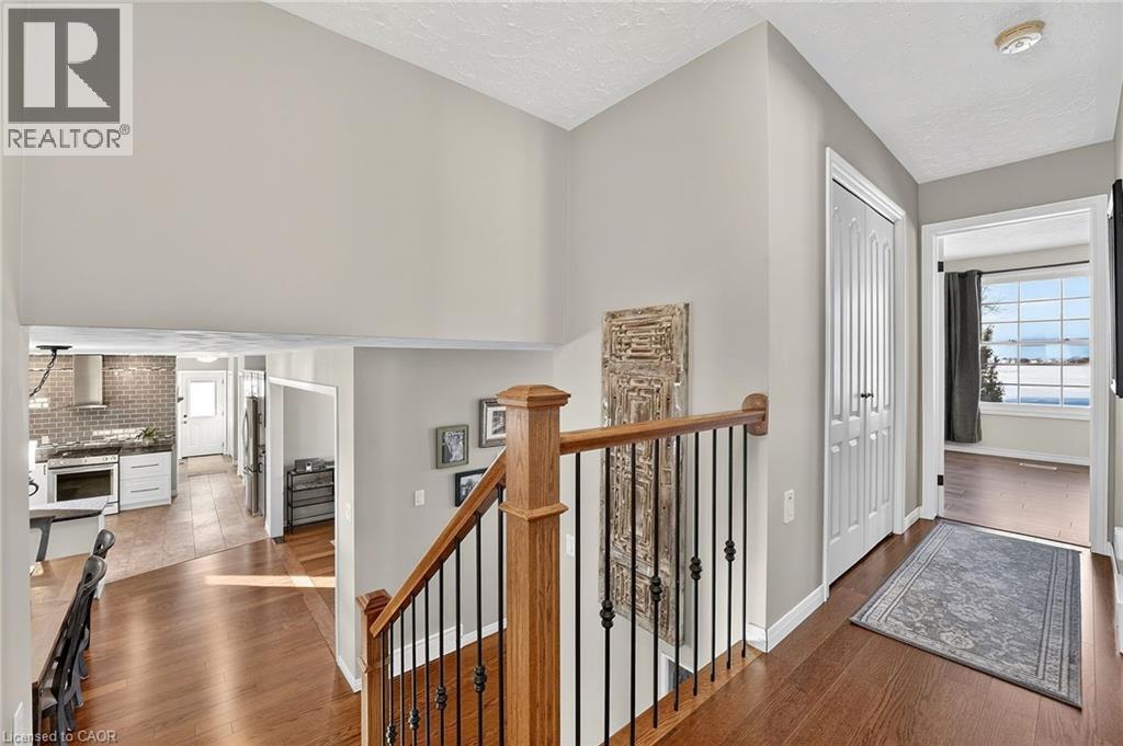 6140 Sixteen Road, West Lincoln, ON - Indoor Photo Showing Other Room