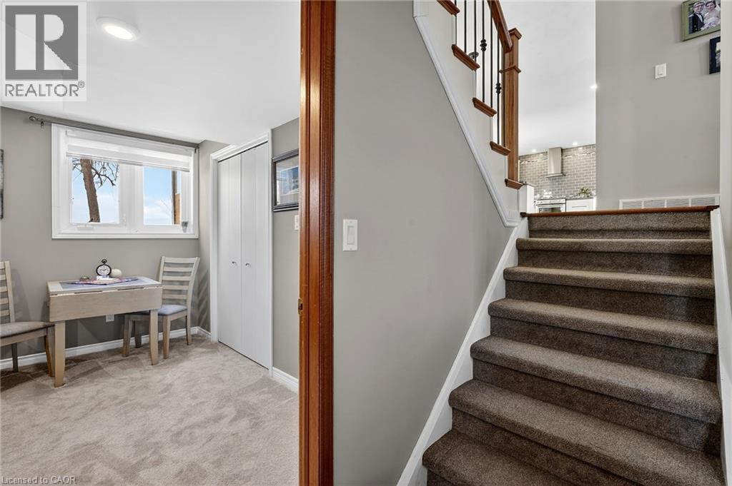 6140 Sixteen Road, West Lincoln, ON - Indoor Photo Showing Other Room