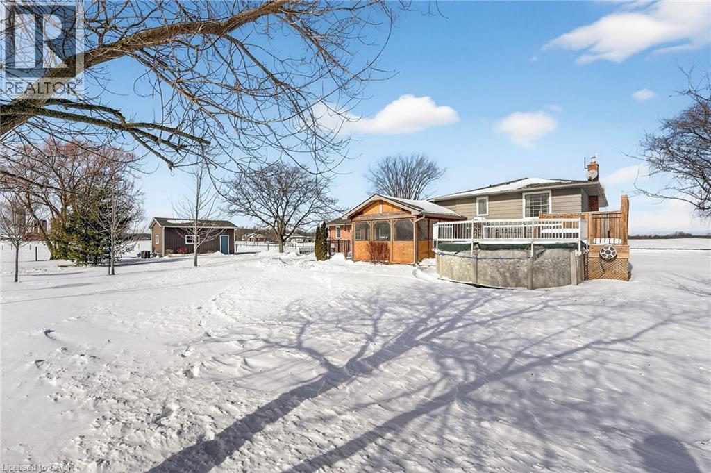 6140 Sixteen Road, West Lincoln, ON - Outdoor