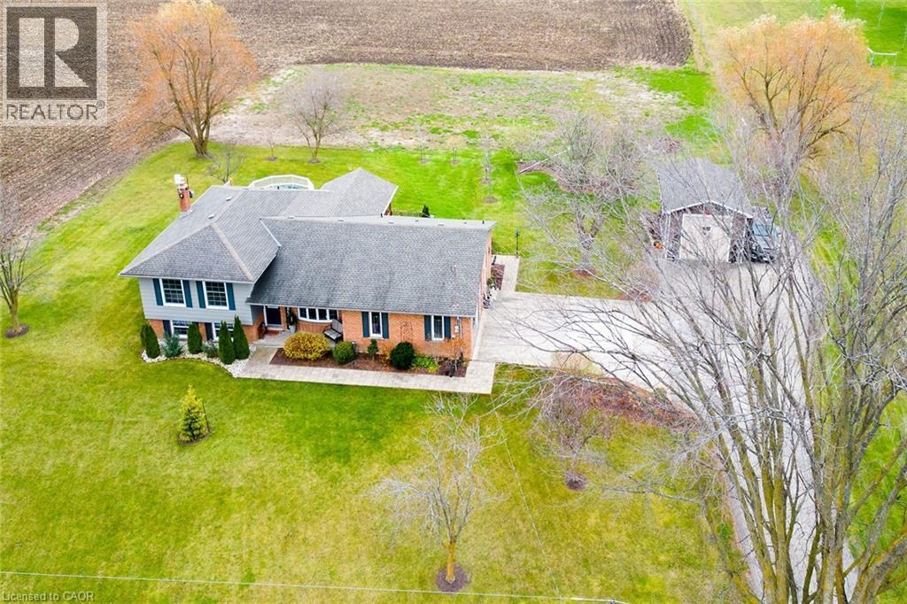 6140 Sixteen Road, West Lincoln, ON - Outdoor With Deck Patio Veranda