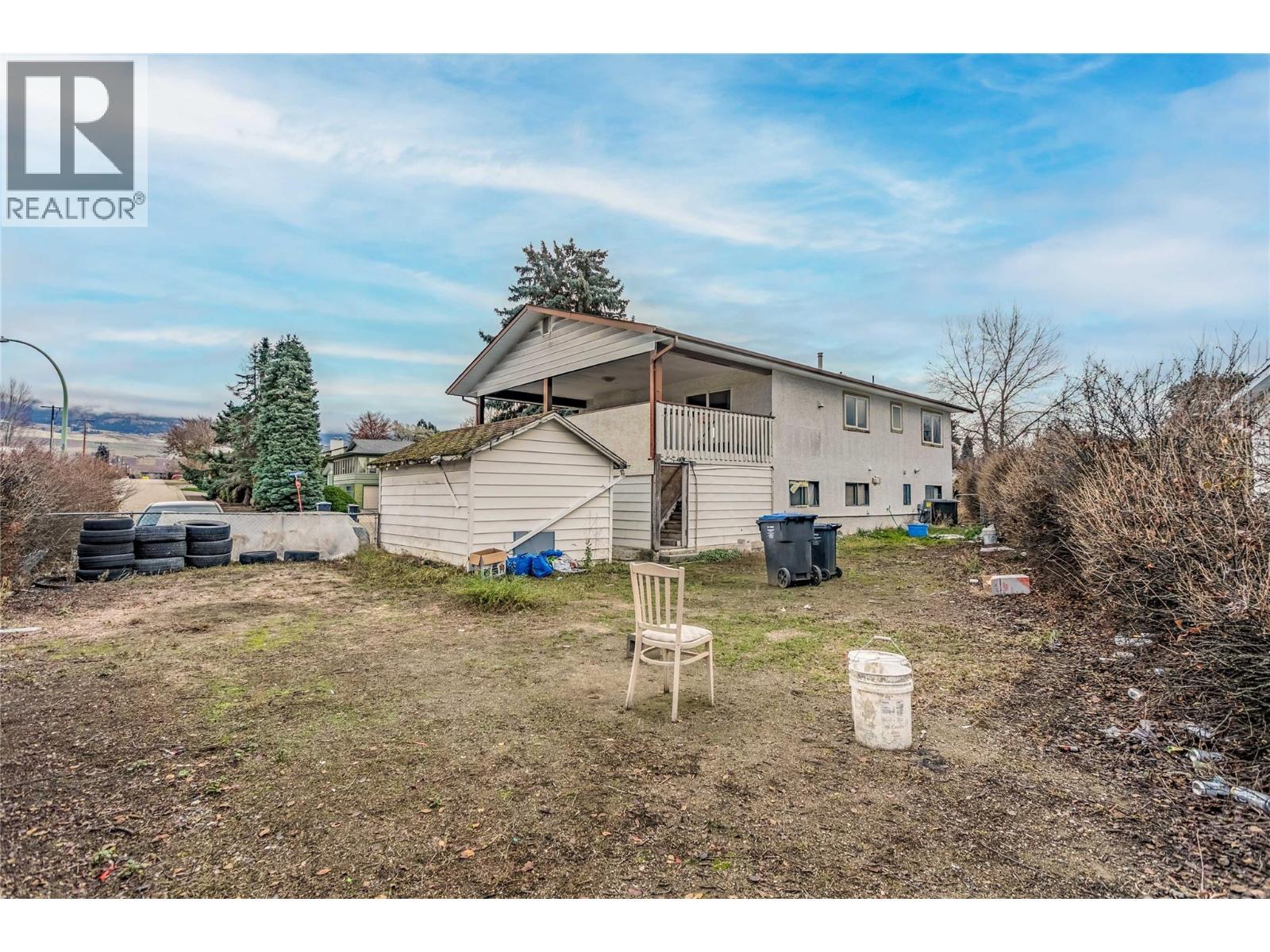 758 Josselyn Court, Kelowna, BC - Outdoor