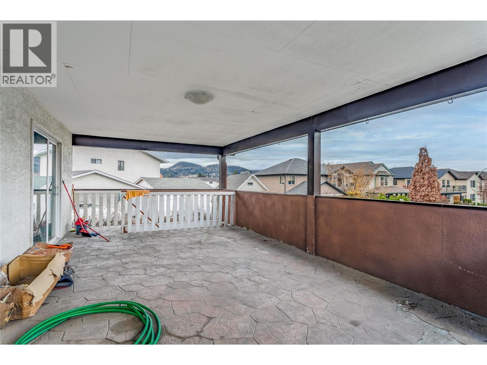758 Josselyn Court, Kelowna, BC - Outdoor With Deck Patio Veranda