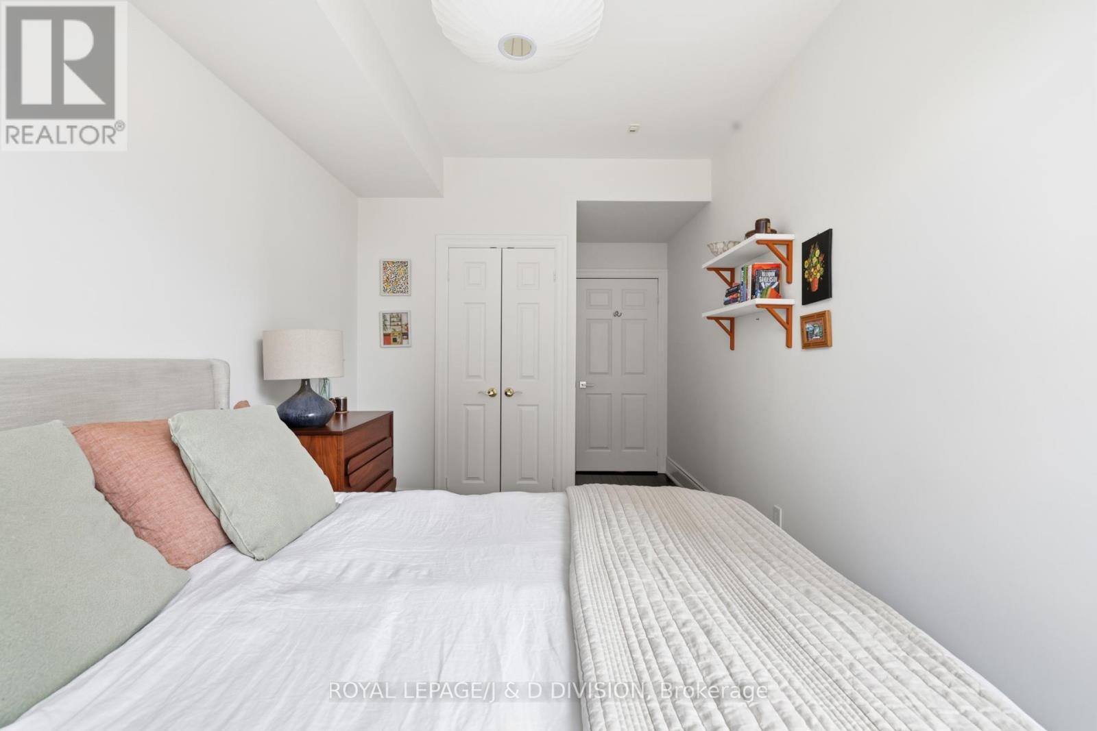 Bedroom 3 Storage - 401 - 55 Delisle Avenue, Toronto, ON - Indoor Photo Showing Bedroom