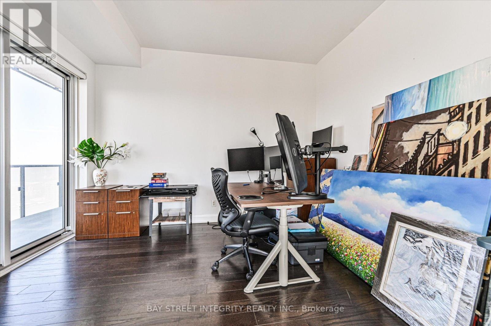 5302 - 1080 Bay Street, Toronto, ON - Indoor