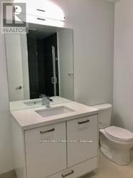 205 - 608 Richmond Street W, Toronto, ON - Indoor Photo Showing Bathroom