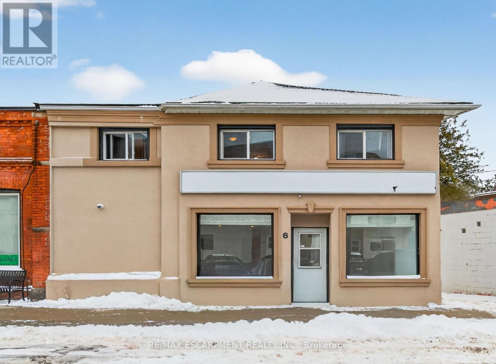 6 Cayuga Street N, Haldimand, ON