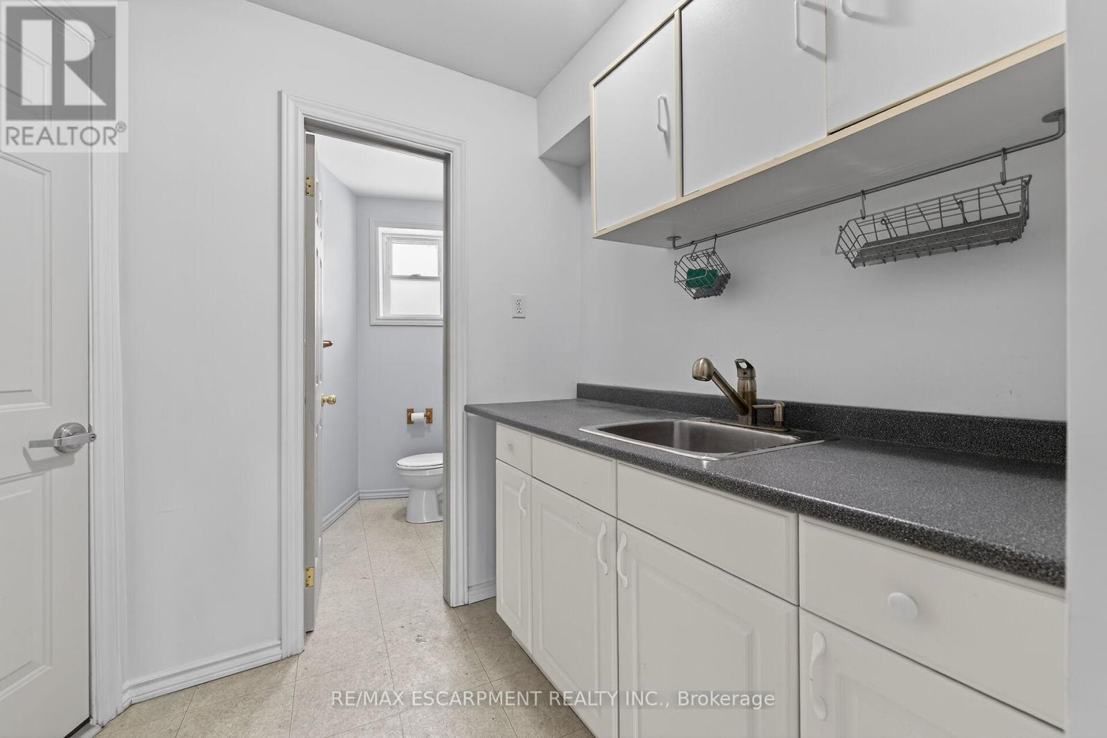 6 Cayuga Street N, Haldimand, ON