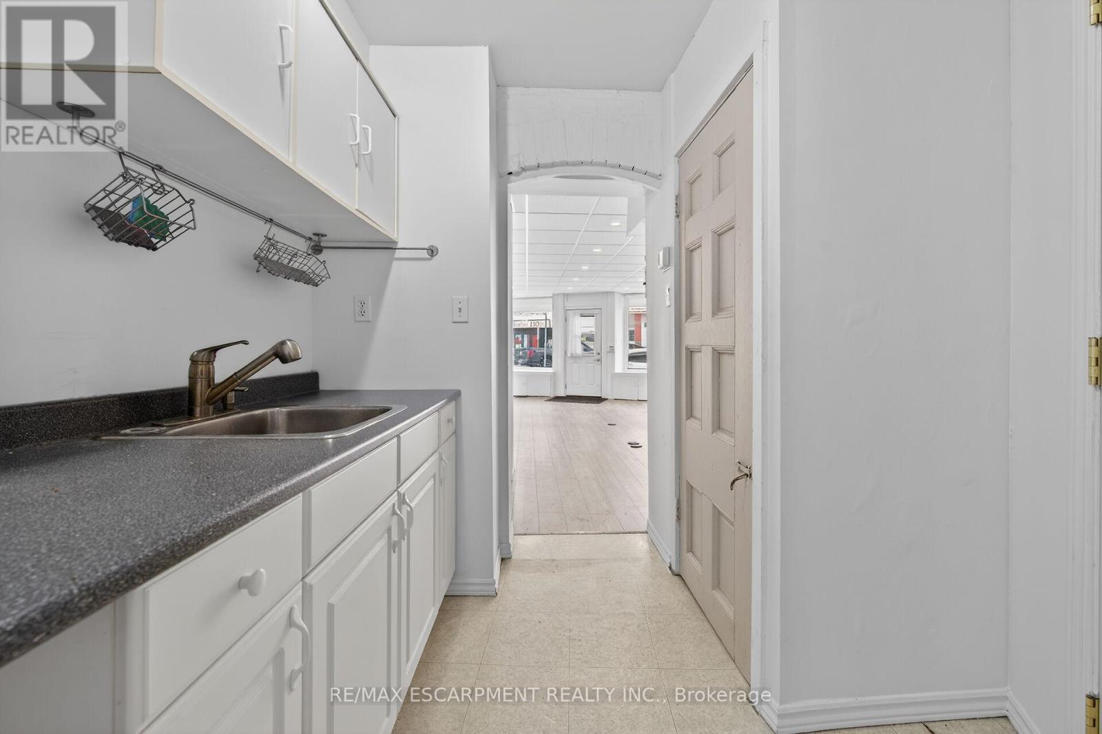 6 Cayuga Street N, Haldimand, ON