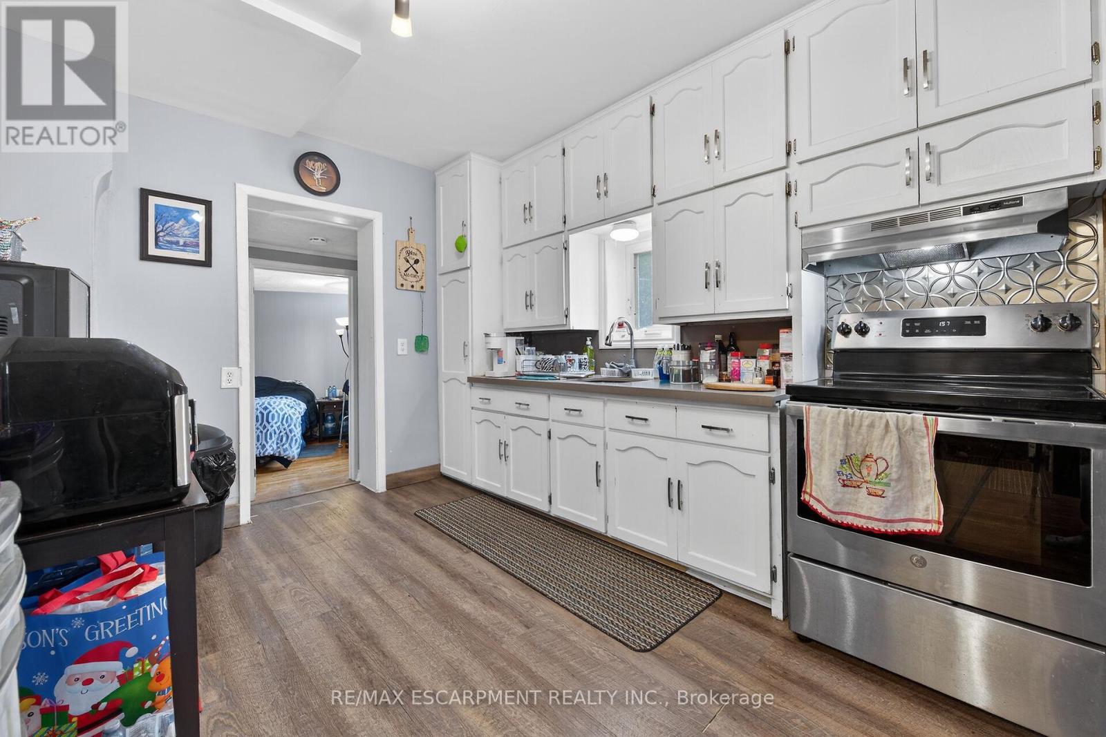 6 Cayuga Street N, Haldimand, ON