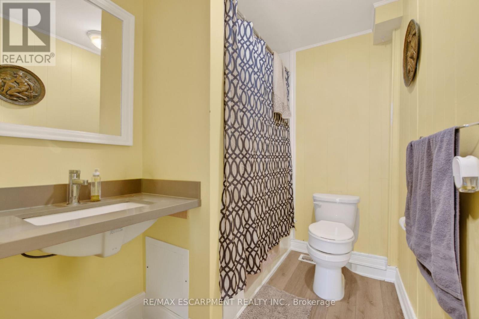 6 Cayuga Street N, Haldimand, ON