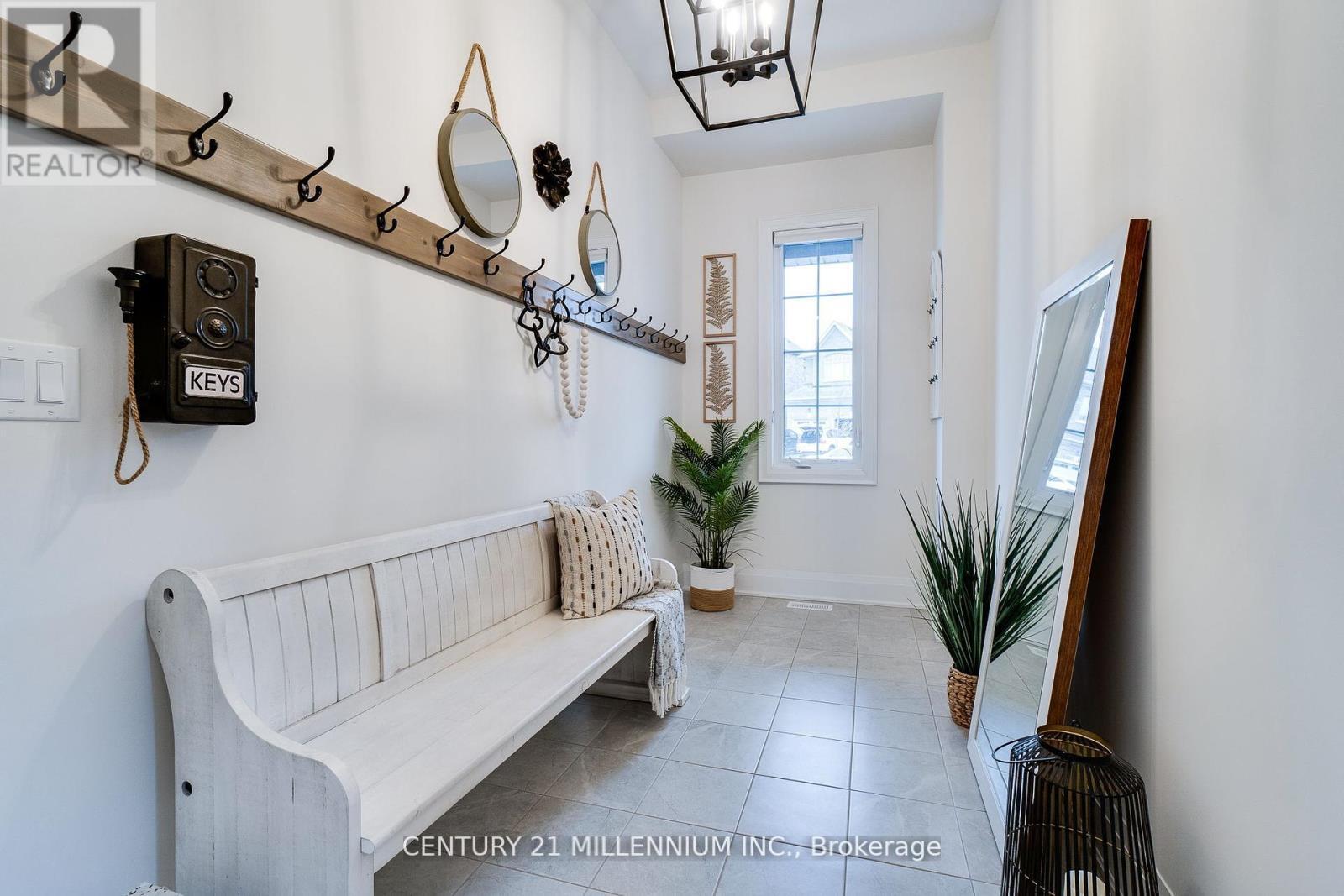 1956 Don White Court, Oshawa, ON - Indoor Photo Showing Other Room