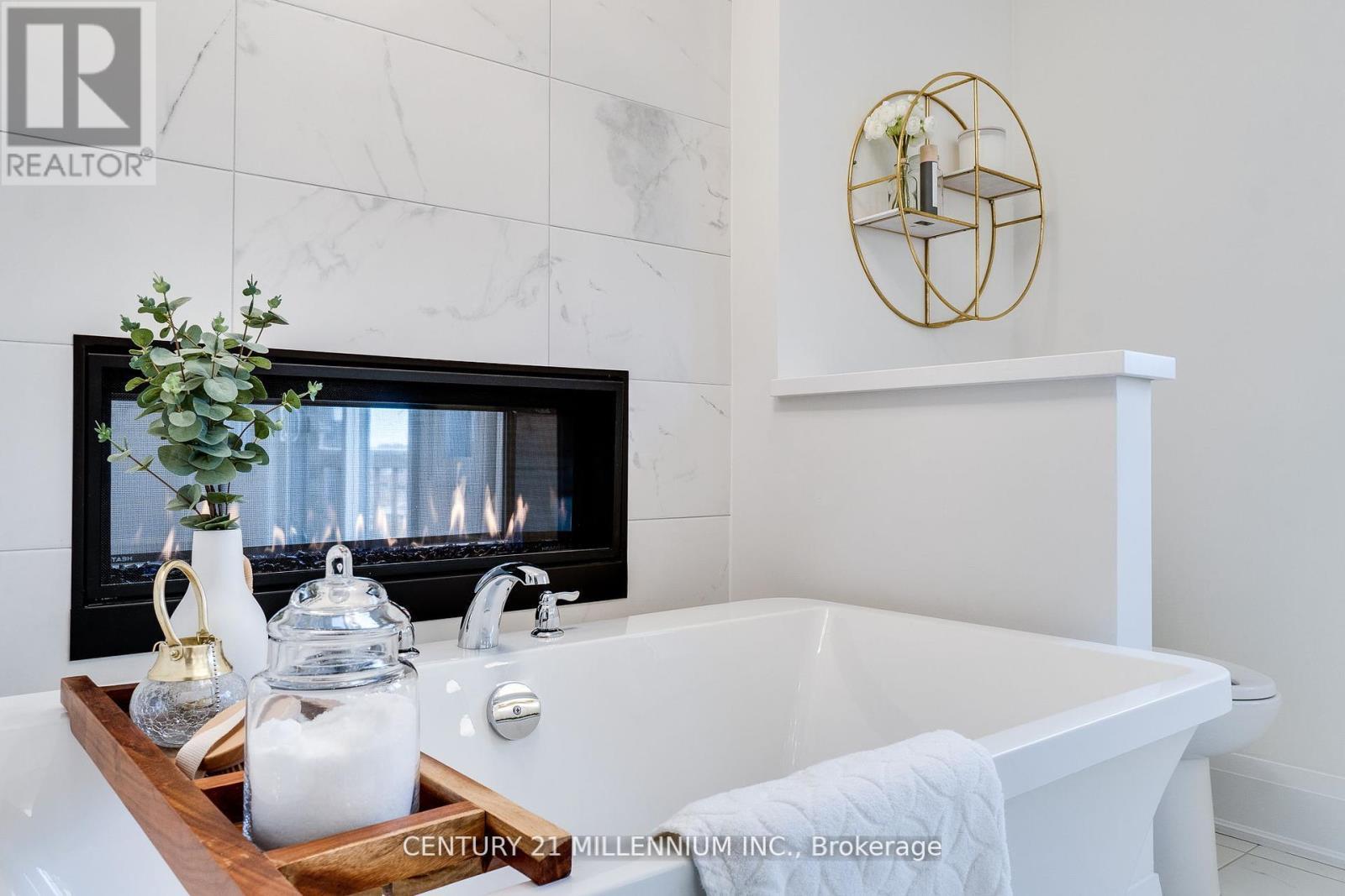 1956 Don White Court, Oshawa, ON - Indoor Photo Showing Bathroom