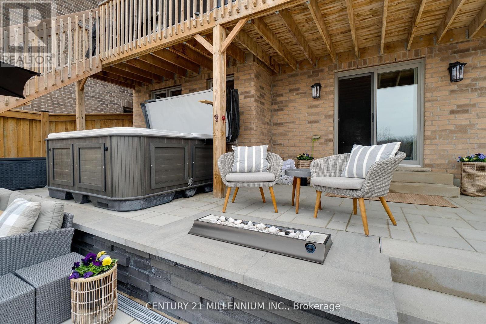 1956 Don White Court, Oshawa, ON - Outdoor With Deck Patio Veranda With Exterior