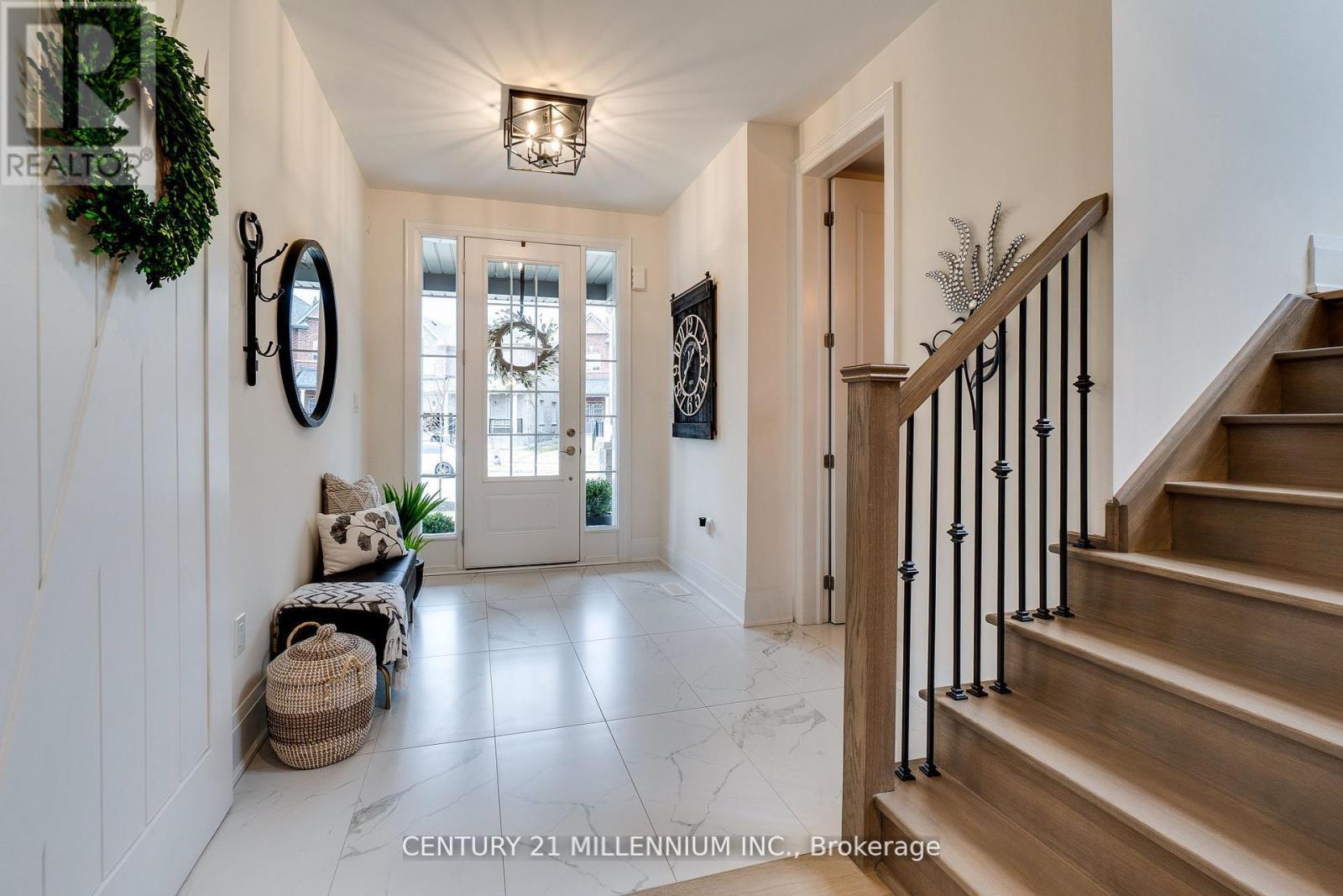 1956 Don White Court, Oshawa, ON - Indoor Photo Showing Other Room