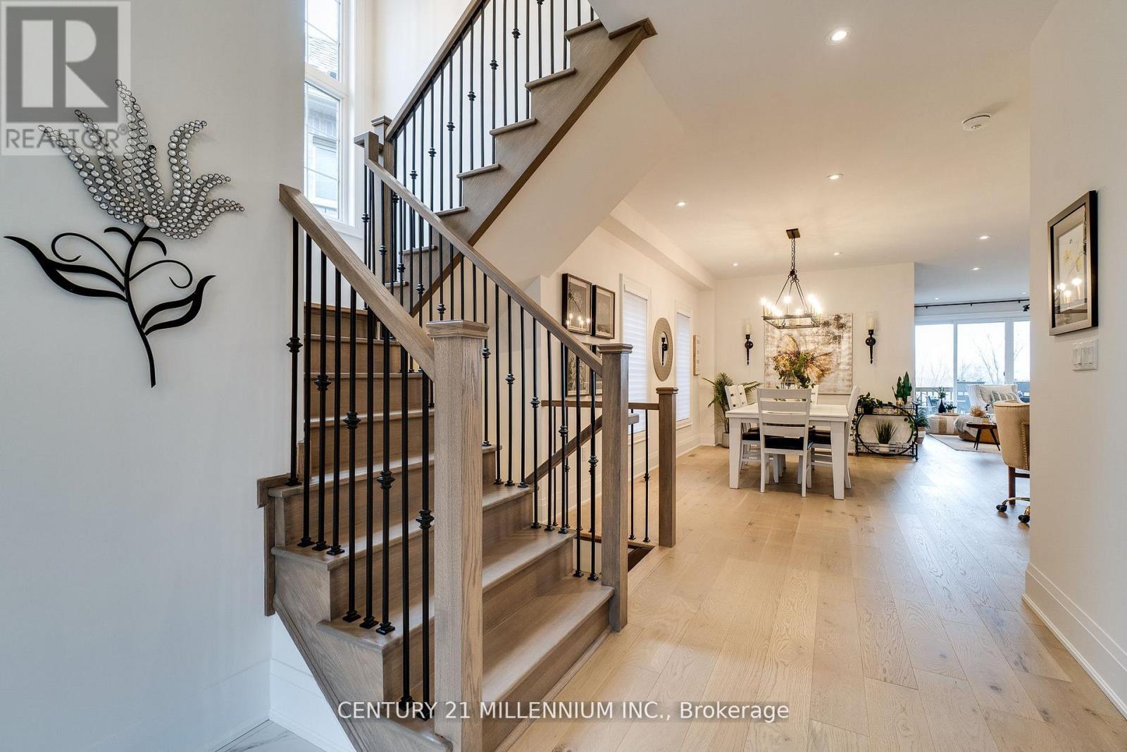 1956 Don White Court, Oshawa, ON - Indoor Photo Showing Other Room
