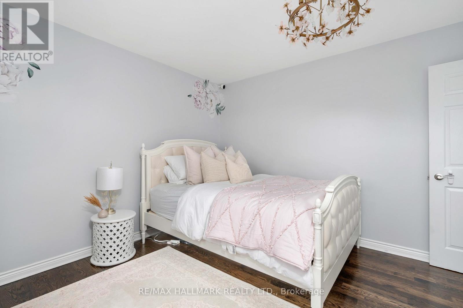 274 Gowan Avenue, Toronto, ON - Indoor Photo Showing Bedroom