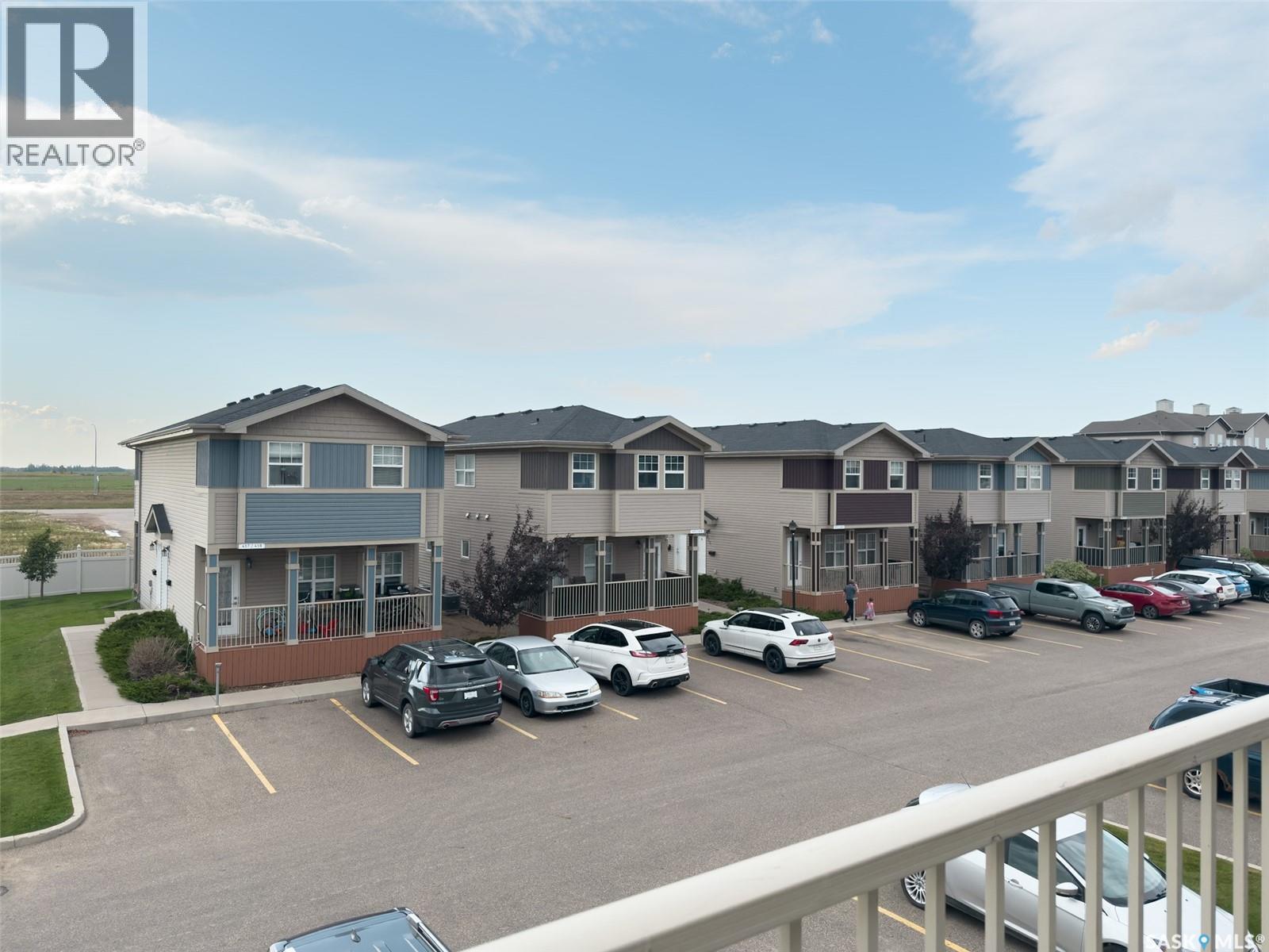 329 100 Chaparral Boulevard, Martensville, SK - Outdoor